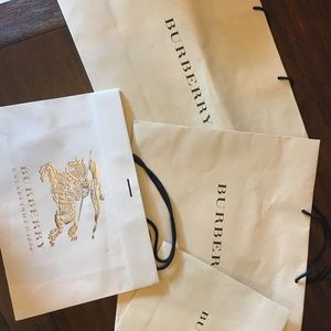 5 Authentic Burberry store bags, different sizes